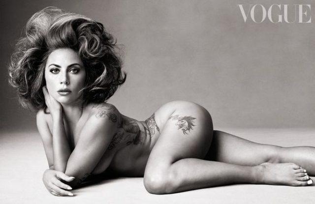 0_ONLINE-Lady-Gaga-British-Vogue-December-2021-Inset