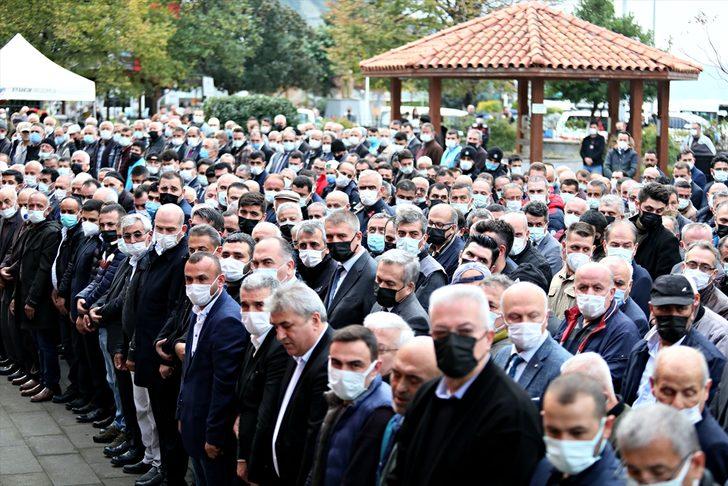 İçişleri Bakanı Soylu, Sinop'taki selde kaybolanların gıyabi cenaze namazına katıldı G1