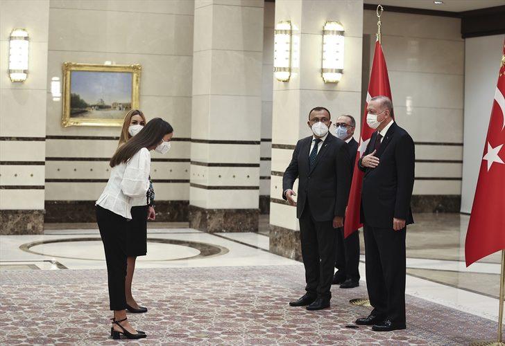 Ukrayna Büyükelçisi Bodnar, Cumhurbaşkanı Erdoğan'a güven mektubu sundu G3