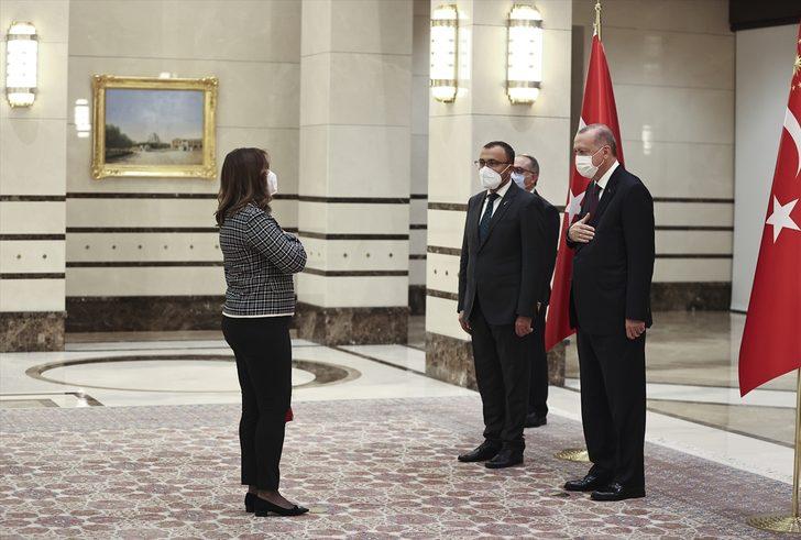 Ukrayna Büyükelçisi Bodnar, Cumhurbaşkanı Erdoğan'a güven mektubu sundu G4