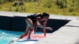 Survivor Melisa Emirbayer'den hamilelik pozları! Artık 3 kişilik bir aileyiz