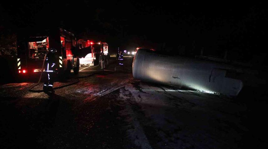 Karayolunda korkunç kaza! Özel kıyafetli timler müdahale etti