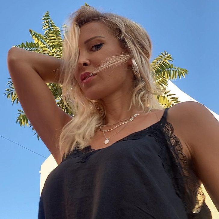 İbrahim Tatlıses'in eski eşi Ayşegül Yıldız, kusursuz fiziğiyle Instagram'ı kasıp kavuruyor! G2