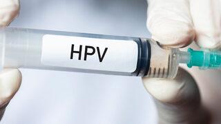 Bir araştırmaya göre HPV aşısı, rahim ağzı kanserini yüzde 90'a yakın önlüyor