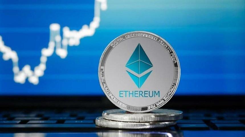 Ethereum tarihi zirvesini gördü! Shiba Inu geriledi, Floki Inu yükseldi