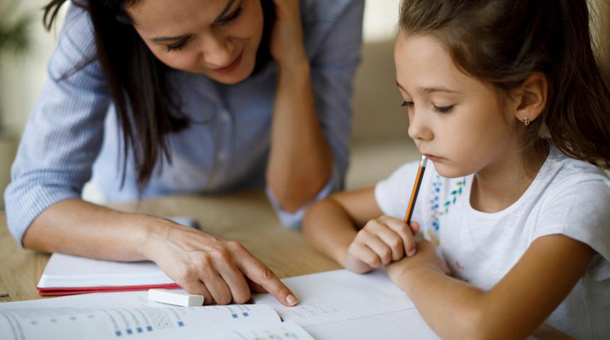 Disleksi belirtileri ilkokulda ortaya çıkıyor! "Sorun zekâda değil, algıda"