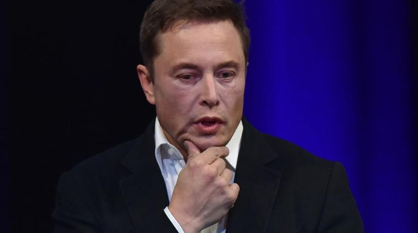 Elon Musk yine gündemde: Ukrayna'nın en çok indirilen uygulaması ona ait!