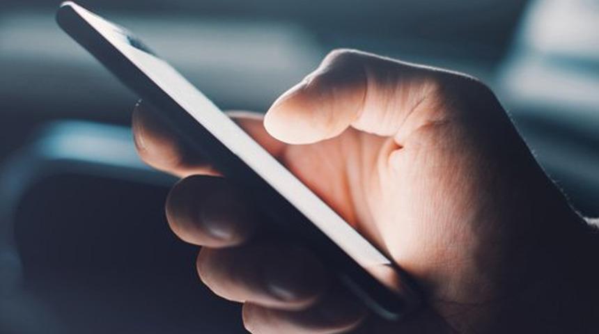 Para gönderirken "nafaka" yerine "sadaka" yazdı, bir kez daha ödemeye mahkum oldu