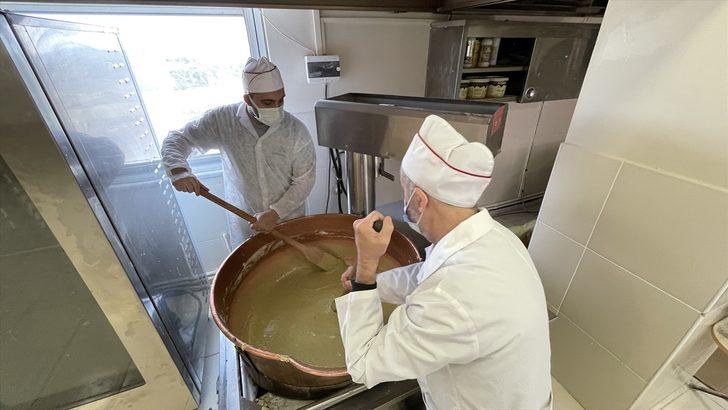 Edirneli şekerlemeci Osmanlı'nın "şakşaki" şekerini lokum kıvamında üretti G1