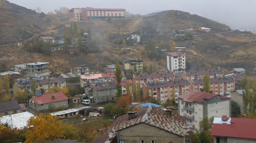 Hakkari'de mide bulandıran olay! İntihara kalkışan genç kızın sözleri sonrası baba ve kuzen tutuklandı