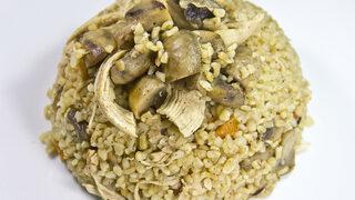 Serpme pilav, etli bulgur pilavı nasıl yapılır? İşte serpme pilav, etli bulgur pilavı malzemeleri!