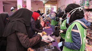 İHH'den Suriye'deki 8 bin 500 yetime kışlık kıyafet yardımı