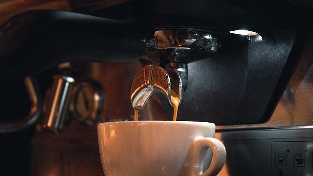 Baristaları kıskandıran kahveler için en iyi espresso makinesi modelleri