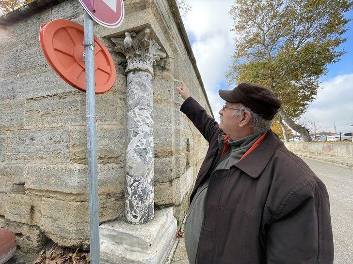 Selimiye Camisi avlusunun köşesindeki 1800 yıllık tapınak sütunu yıllara meydan okuyor G4
