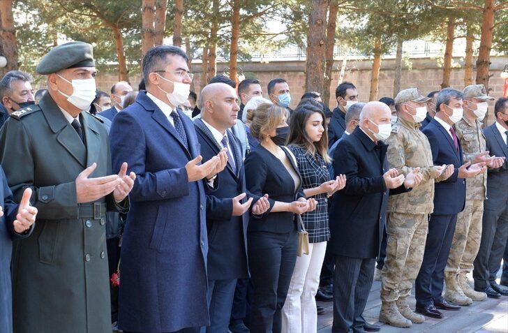 Erzurum'da "Karabağ Zaferi" fotoğraf sergisi açıldı G2