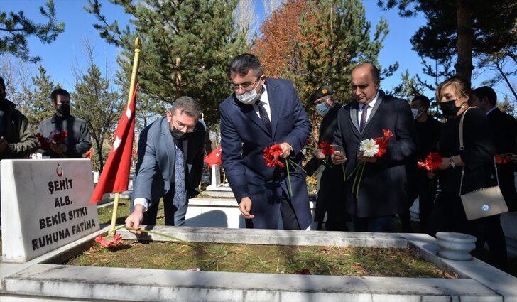 Erzurum'da "Karabağ Zaferi" fotoğraf sergisi açıldı G3