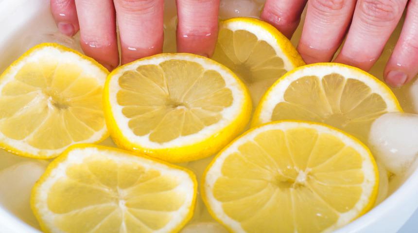 Tırnaklarınız mahvolmasın! Hemen bu doğal tariflerle önlem alarak...