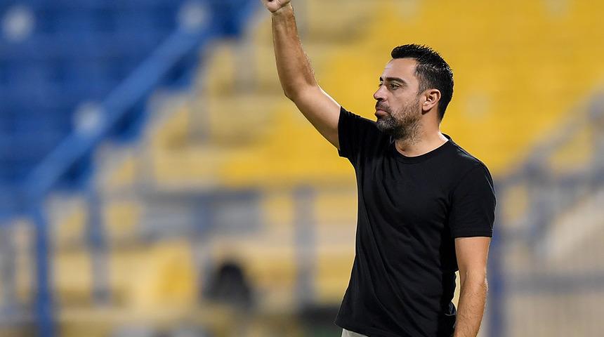 Xavi, Barcelona ile anlaştı