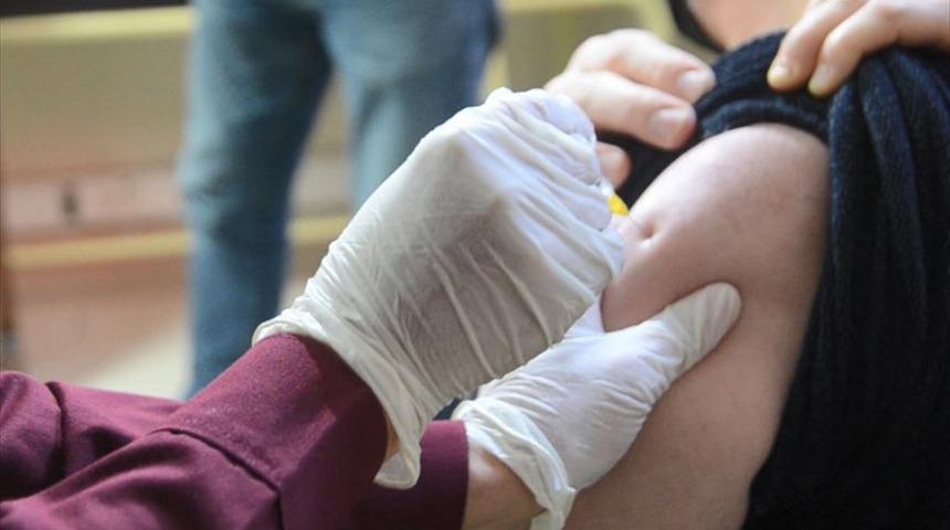 Kütahya’da TURKOVAC Faz-3 için gönüllüler aşılanmaya başlandı