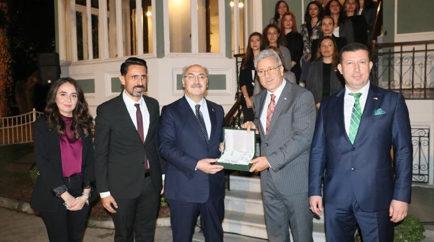 Ege Bölgesi'ndeki Yeşilay Danışmanlık Merkezleri açıldı