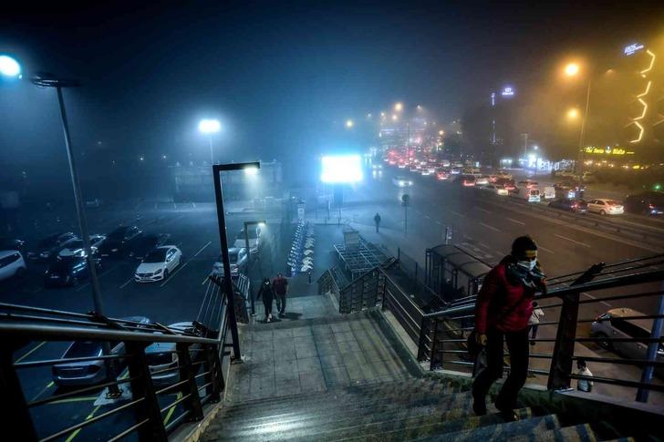 Meteoroloji uyarmıştı! İstanbul'da sis etkili oldu G5