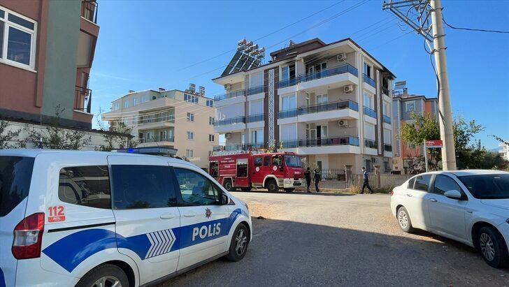 Antalya'da bir kadın evlerinde çıkan yangında mahsur kalan iki torununu kurtardı G4