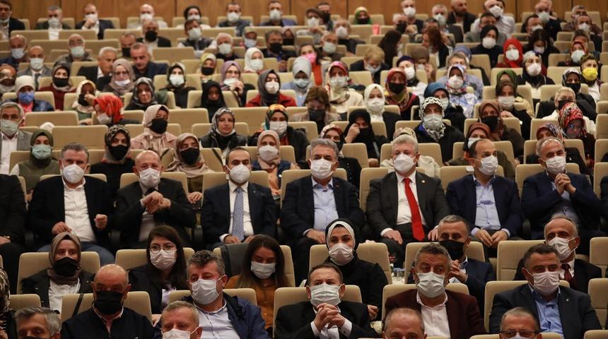 AK Partili Yazıcı ve Akbaşoğlu, Rize'de konuştu: