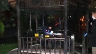 Bekçiler yanına geldiği sırada bayıldı, hastanede hayatını kaybetti