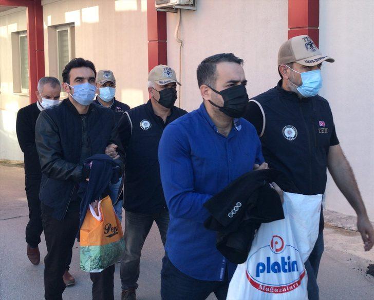 Adana merkezli FETÖ/PDY operasyonunda yakalanan 5 zanlı tutuklandı G3