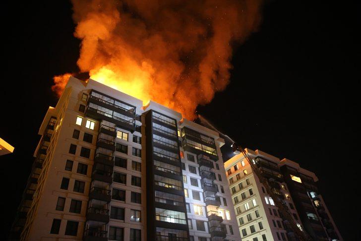 GÜNCELLEME - Eskişehir'de apartman görevlisince binada çıkarılan yangın söndürüldü G2