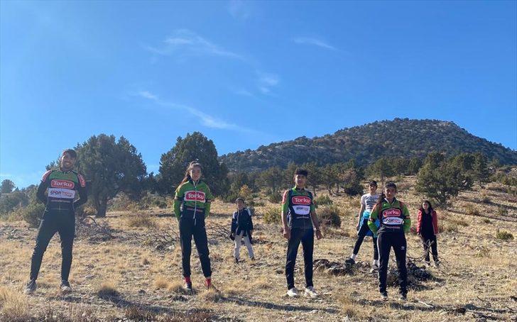 Torku Şekersporlu milli bisikletçiler Toroslar'ın zirvesindeki Türk bayrağını yeniledi G5