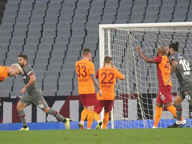 Emre Kılınç'a tepki yağıyor! İnanılmaz hata...