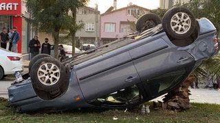 Direksiyonun başına alkollü geçti! Düz yolda takla attı