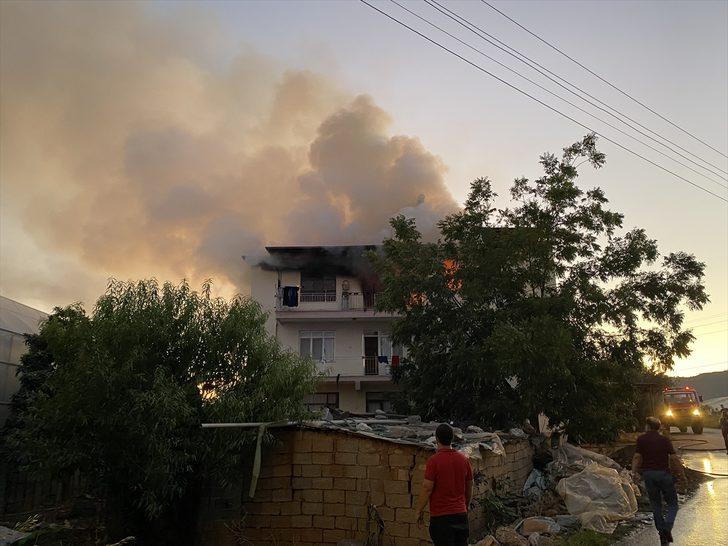 Antalya'da evde çıkan yangın hasara neden oldu G2