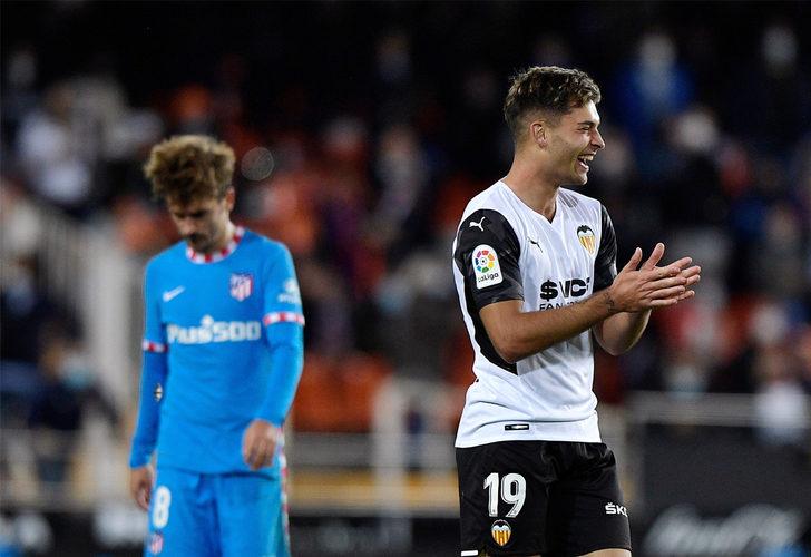 Atletico Madrid'e büyük şok; Valencia'dan iki gol birden