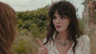 Elbet Bir Gün dizisi Gizem kimdir? Sinem Ünsal kimdir, kaç yaşında?