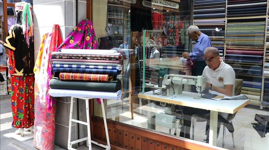 Tatil bitti, esnafın y&uuml;z&uuml; g&uuml;ld&uuml;