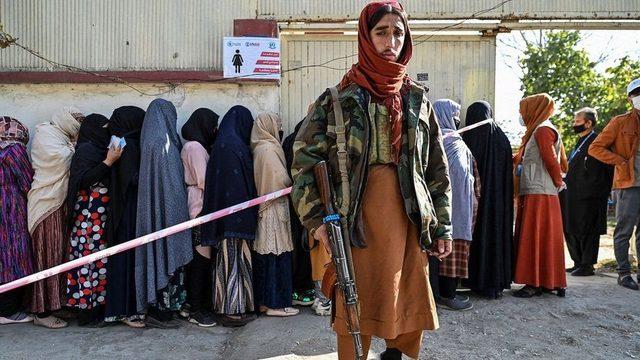 Afgan halkı a&ccedil;lık tehlikesiyle karşı karşıya:  D&uuml;nya bir cehennem olacak  1