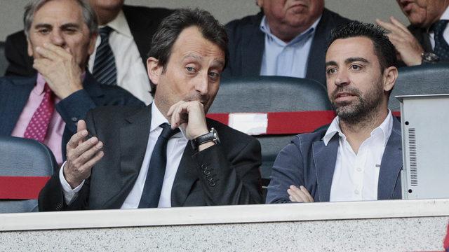 Barcelona, Xavi Hernandez'i tanıttı