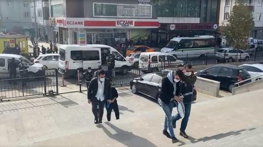 Tekirdağ'da 8 kişinin yaralandığı silahlı kavgayla ilgili 3 şüpheli tutuklandı