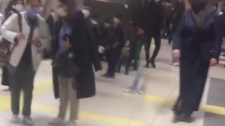 Kadıköy-Tavşantepe metro hattında arıza! Duraklarda insan kalabalığı oluştu