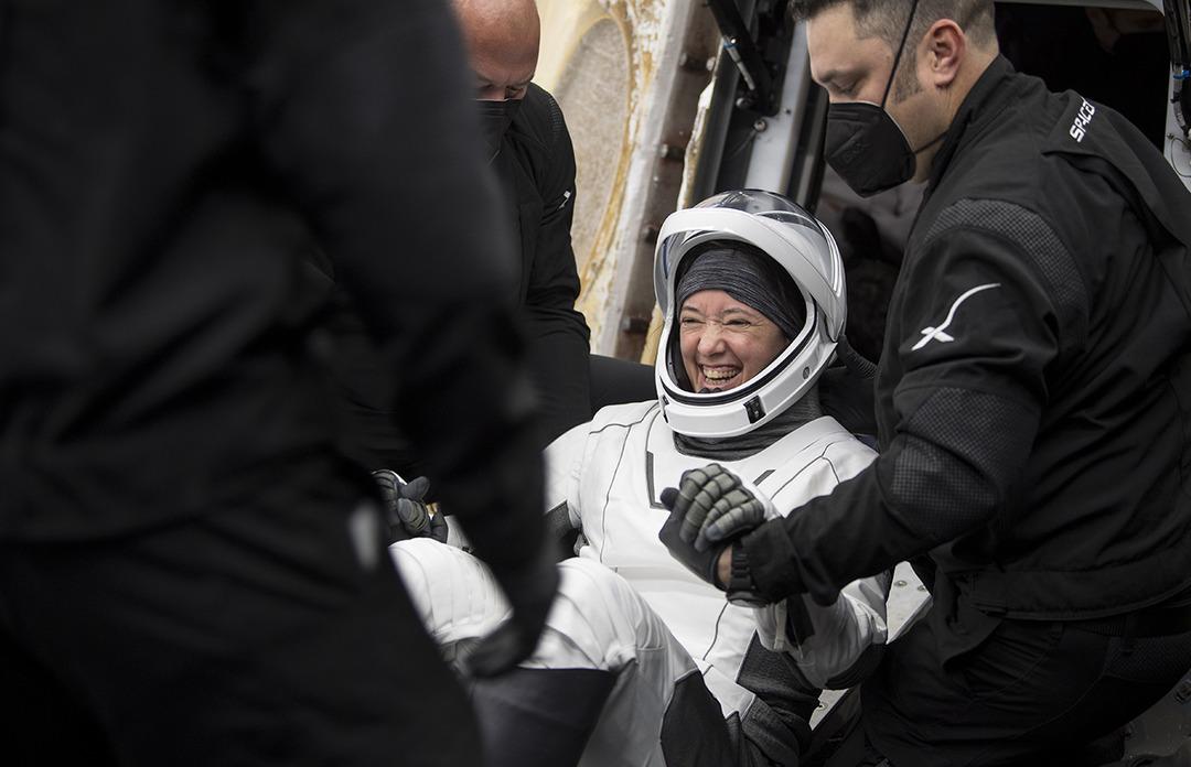 Başardılar! 4 astronot, SpaceX'in uzay aracı ile eve d&ouml;nd&uuml;