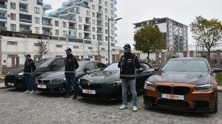 Milyonluk lüks araçları usulsüz şekilde ülkeye sokan çete çökertildi!