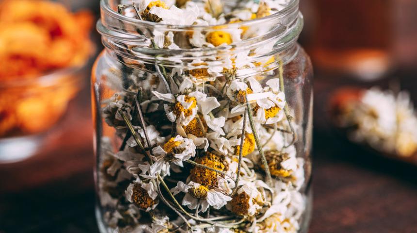 Atma değerlendir! Eski şişe ve kavanozlarınızı şık birer dekoratif ürüne dönüştürecek yaratıcı fikirler