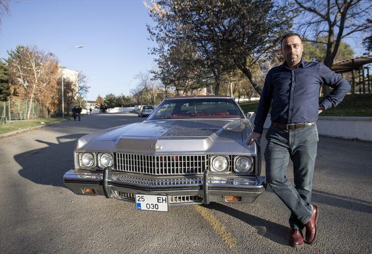 Erzurumlu esnaf merhum Alparslan Türkeş'in eski klasik otomobiline gözü gibi bakıyor G4