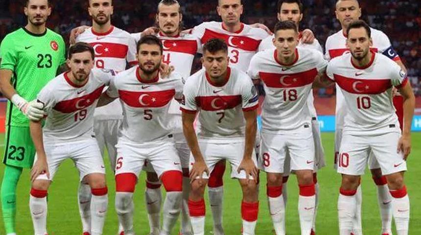 A Milli Takım sahaya indi