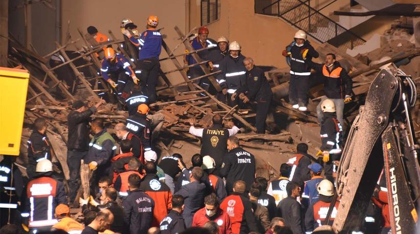 Malatya'da çöken binadan yaralıları kurtaranlar, yaşananları anlattı