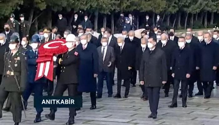 Cumhurbaşkanı Erdoğan ve devlet erkânı Ata'nın huzurunda