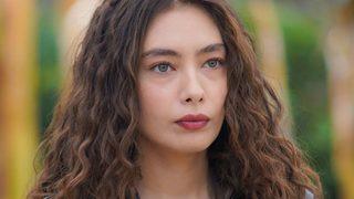 Güzel oyuncu Neslihan Atagül'ün abisini gören şaşıp kalıyor! Benzerlikleri dikkat çekti!