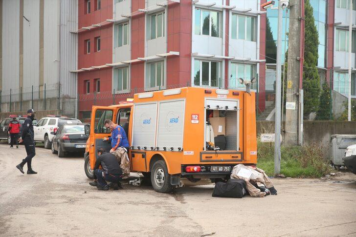 GÜNCELLEME - Kocaeli'de geri dönüşüm fabrikasında çıkan yangın kontrol altına alındı G4